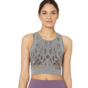 Alo Yoga Vixen Fitted Crop Tank - Charcoal Heather